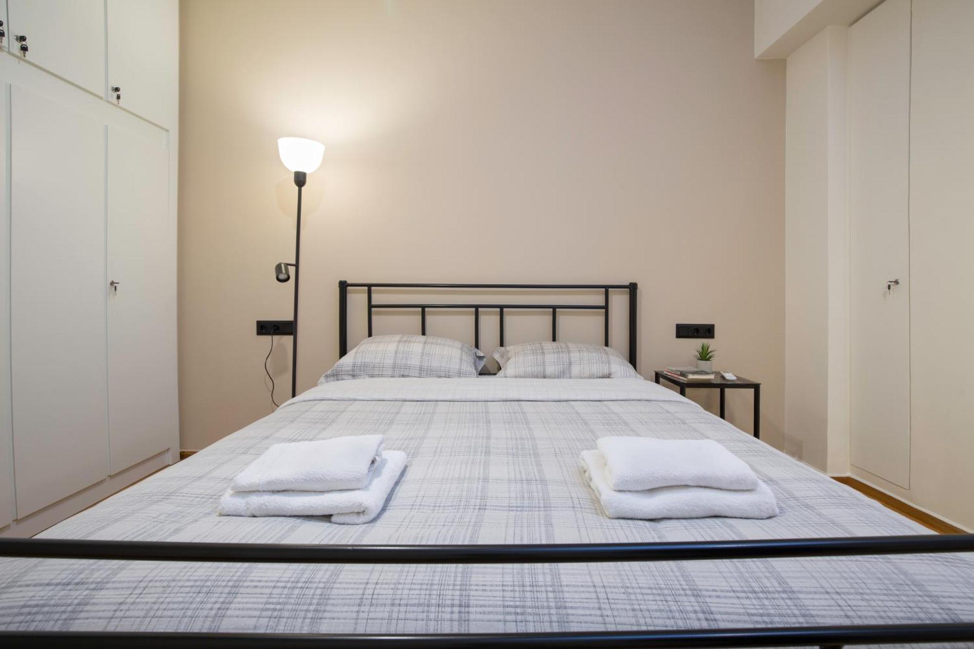 Urban Spacious Apartment Near Kallimarmaron เอเธนส์ ภายนอก รูปภาพ