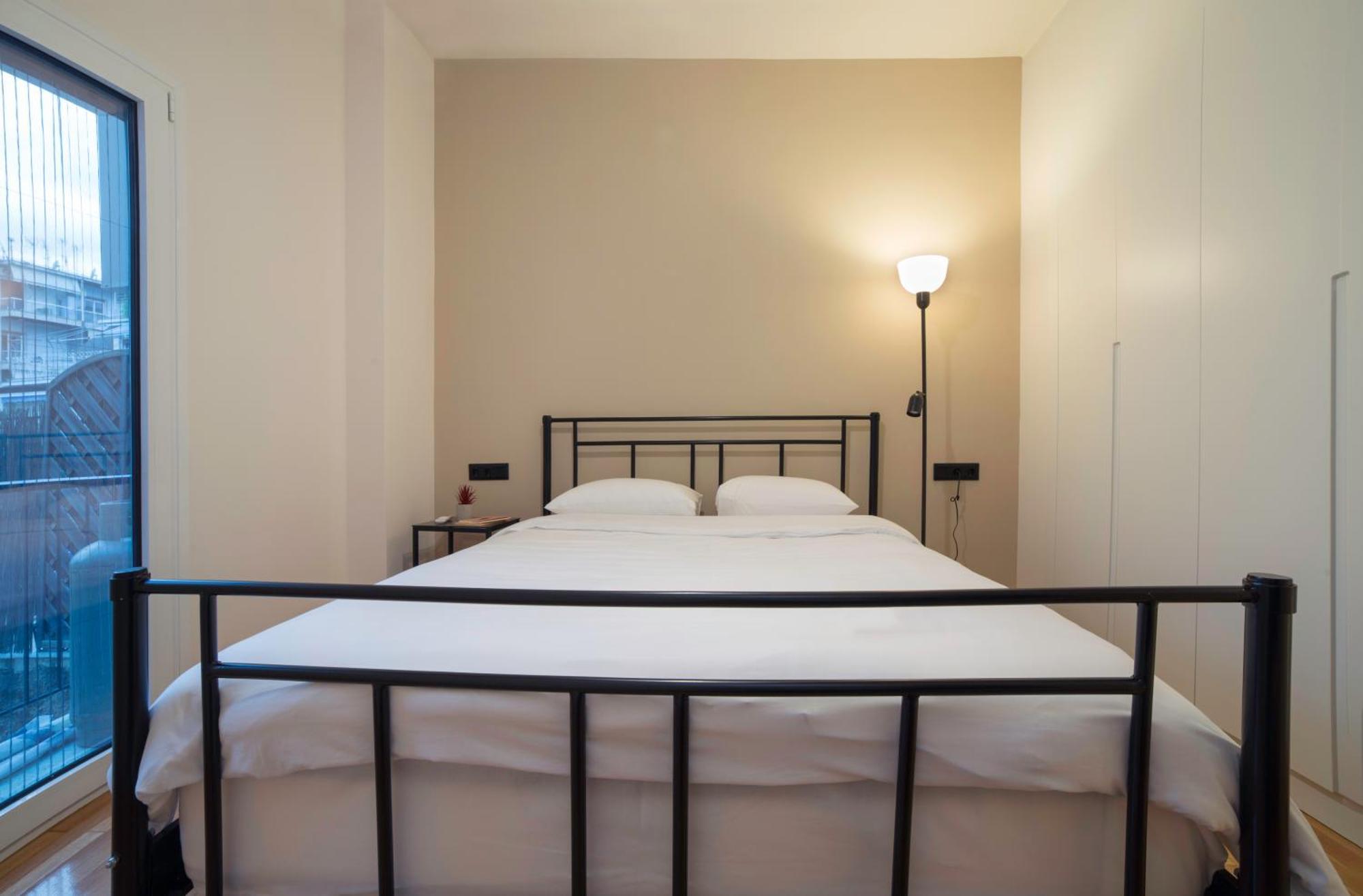 Urban Spacious Apartment Near Kallimarmaron เอเธนส์ ภายนอก รูปภาพ