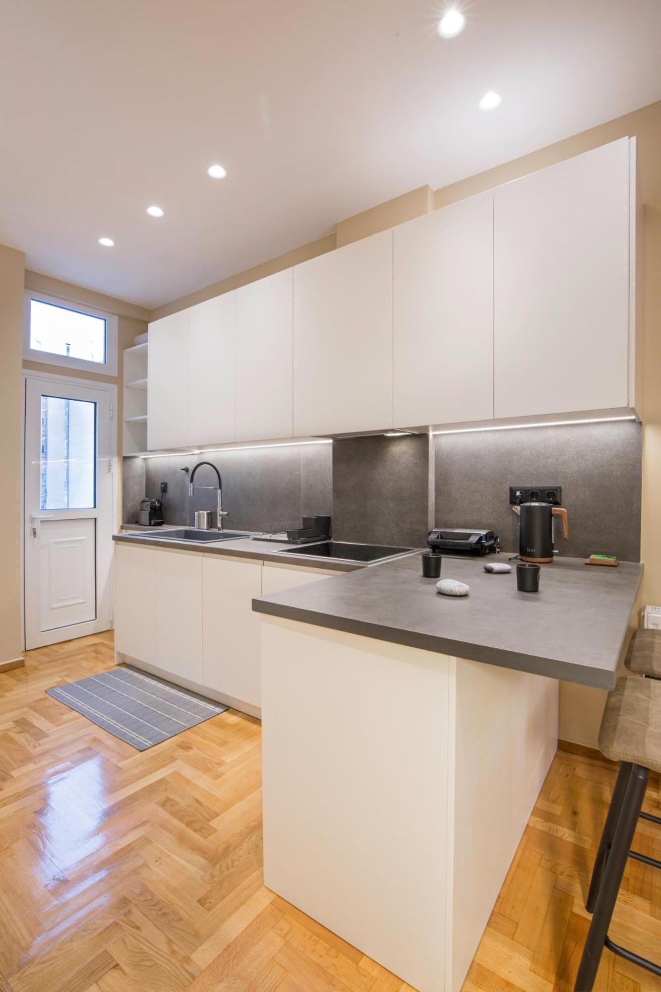 Urban Spacious Apartment Near Kallimarmaron เอเธนส์ ภายนอก รูปภาพ